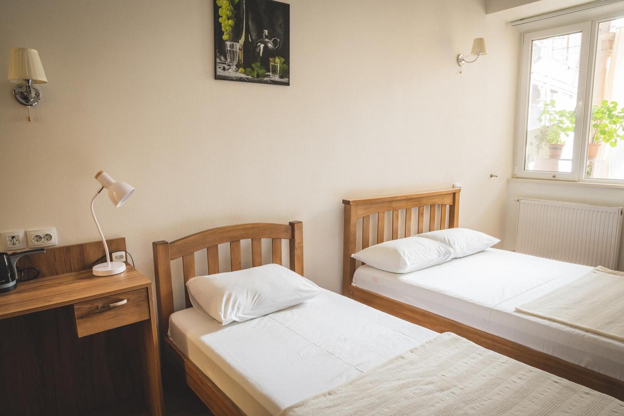 Hh Hotel Tbilisi Eksteriør bilde